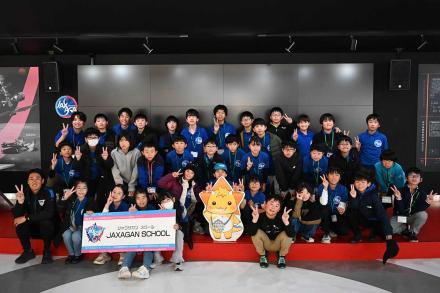 みんなそろって、ハイポーズ みんなそろって、ハイポーズ