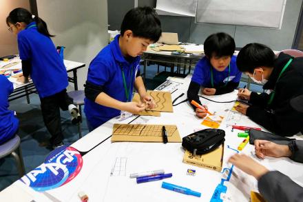 力を合わせる受講生