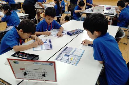 仲良く自己紹介できてる? 仲良く自己紹介できてる?