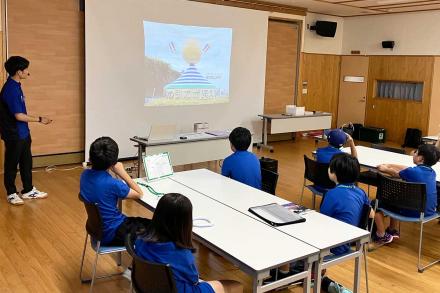 月と佐賀県の間には、・・・。