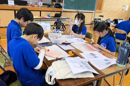 モデルロケット作製中！！