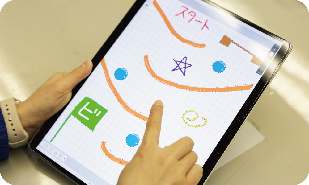 タブレットで装置を作るイメージ タブレットで装置を作るイメージ